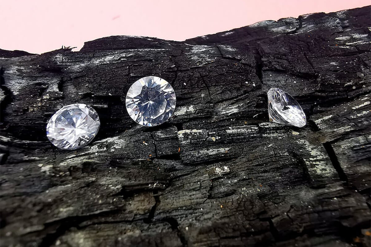 All That Glitters! Meet Lab-grown Diamonds, The Newest Gem on the Block ...